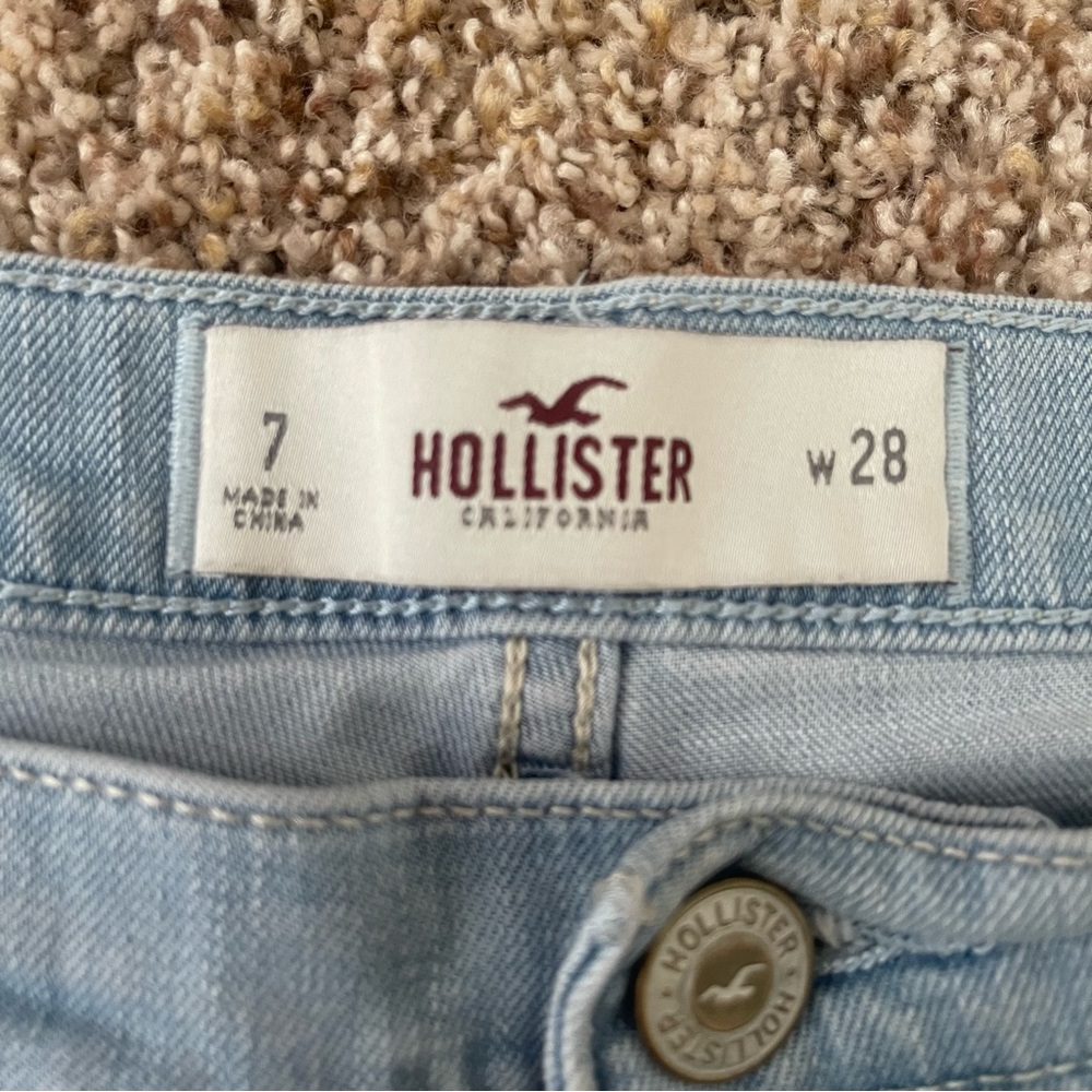 Hollister Jean shorts size 7